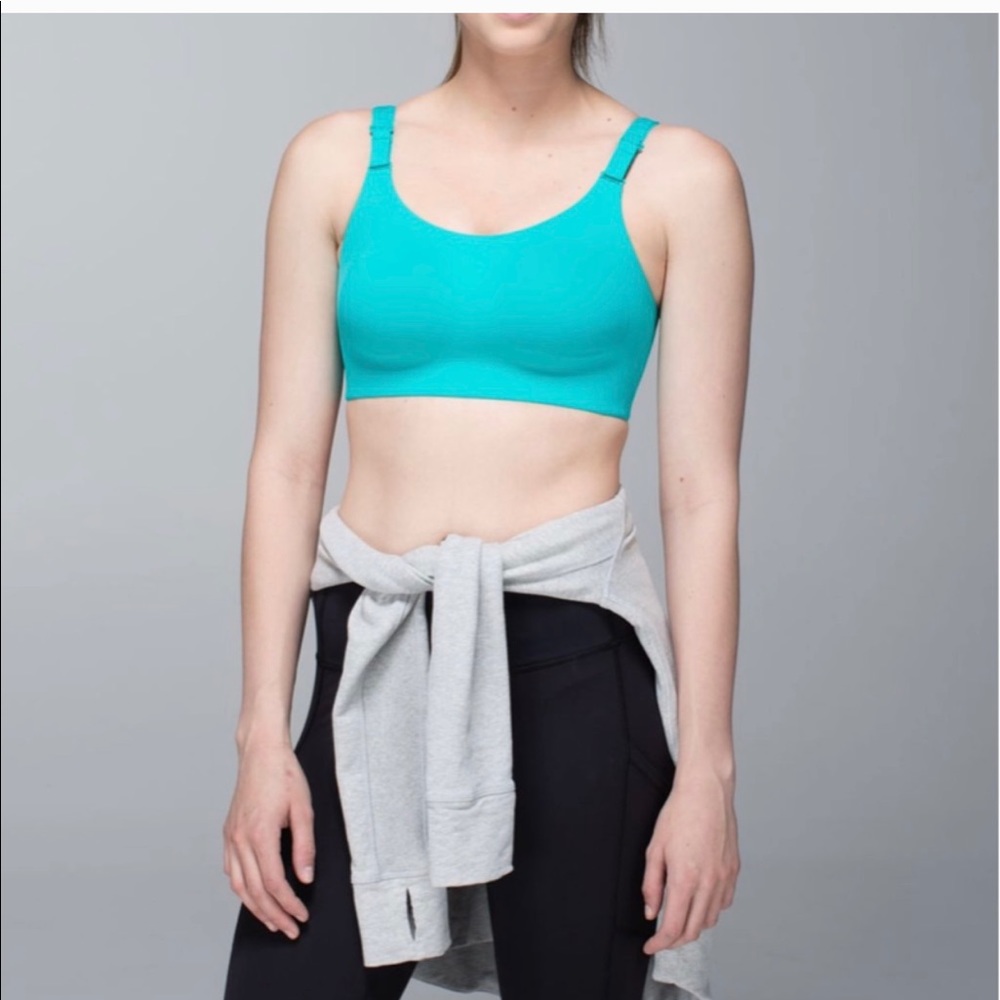 Lululemon Booby Bracer Blue Tropics 38DD